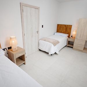 Habitación con 2 Camas Individuales